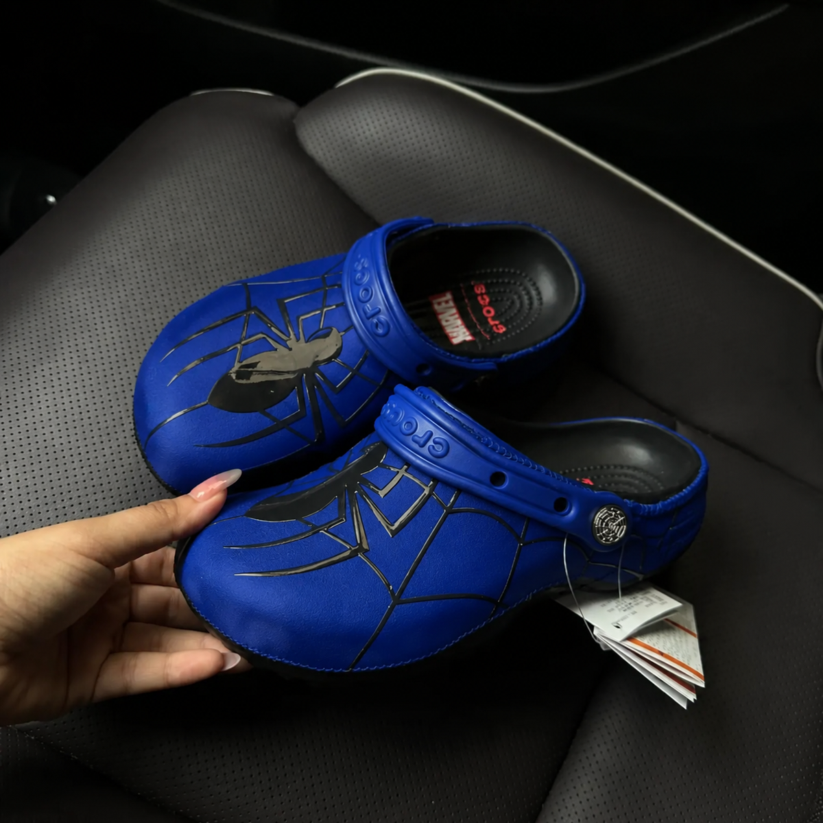 crocs_spiderman_bleu