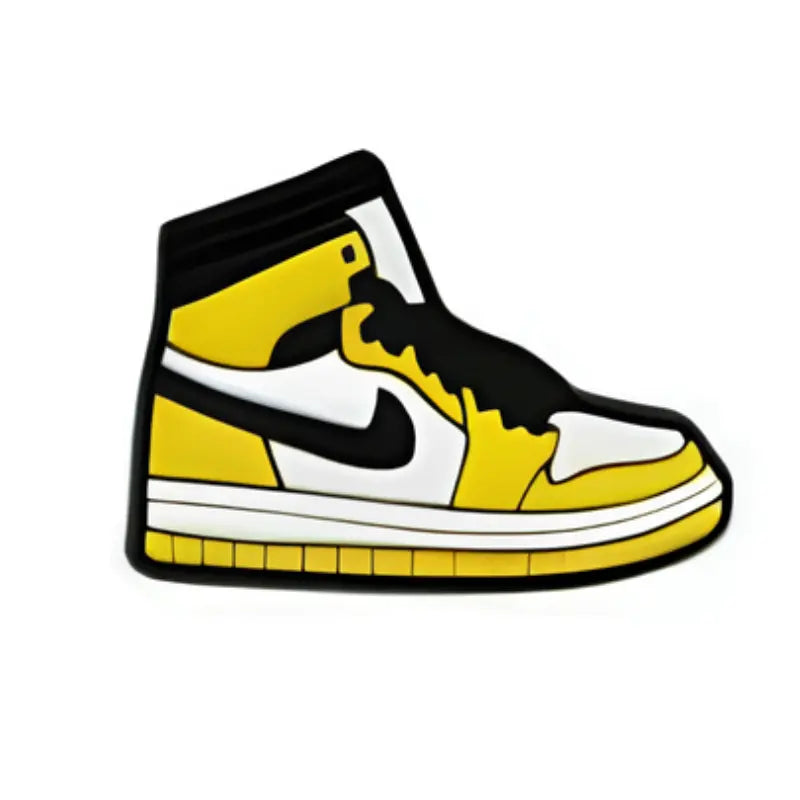 Pin's sneaker jaune et noire pour Crocs - Accessoire streetwear ClogsAddict