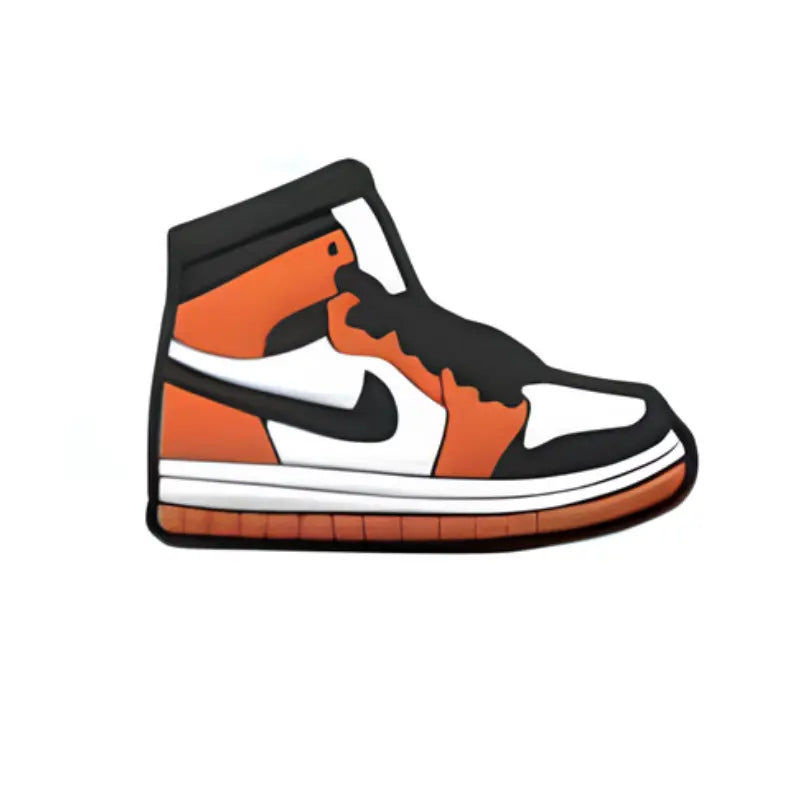 Pin's sneaker orange et noire pour Crocs - Accessoire basket tendance ClogsAddict